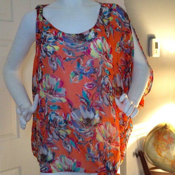 Lane Bryant 22/24 Floral off-shoulder Shrug; Unique, Eclectic Chic, Artistic top - Picture 4 of 6